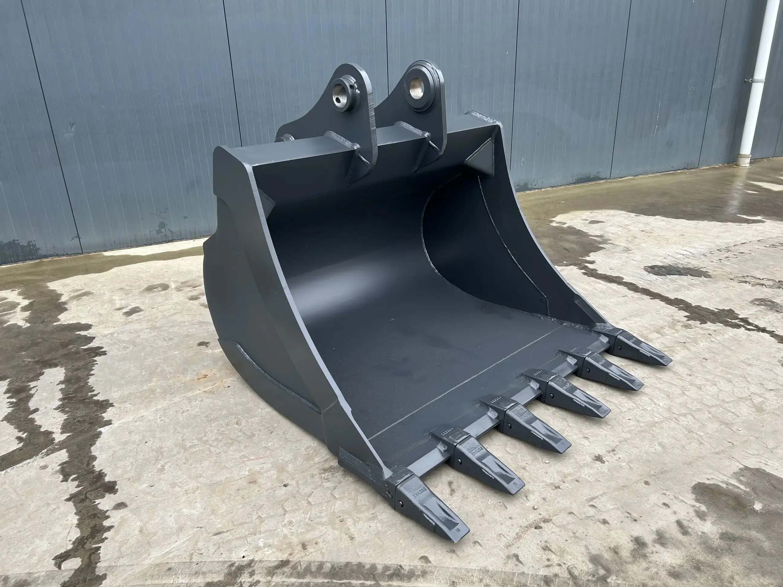 Hitachi ZX220 - 1.40m – #907825 – Smitma